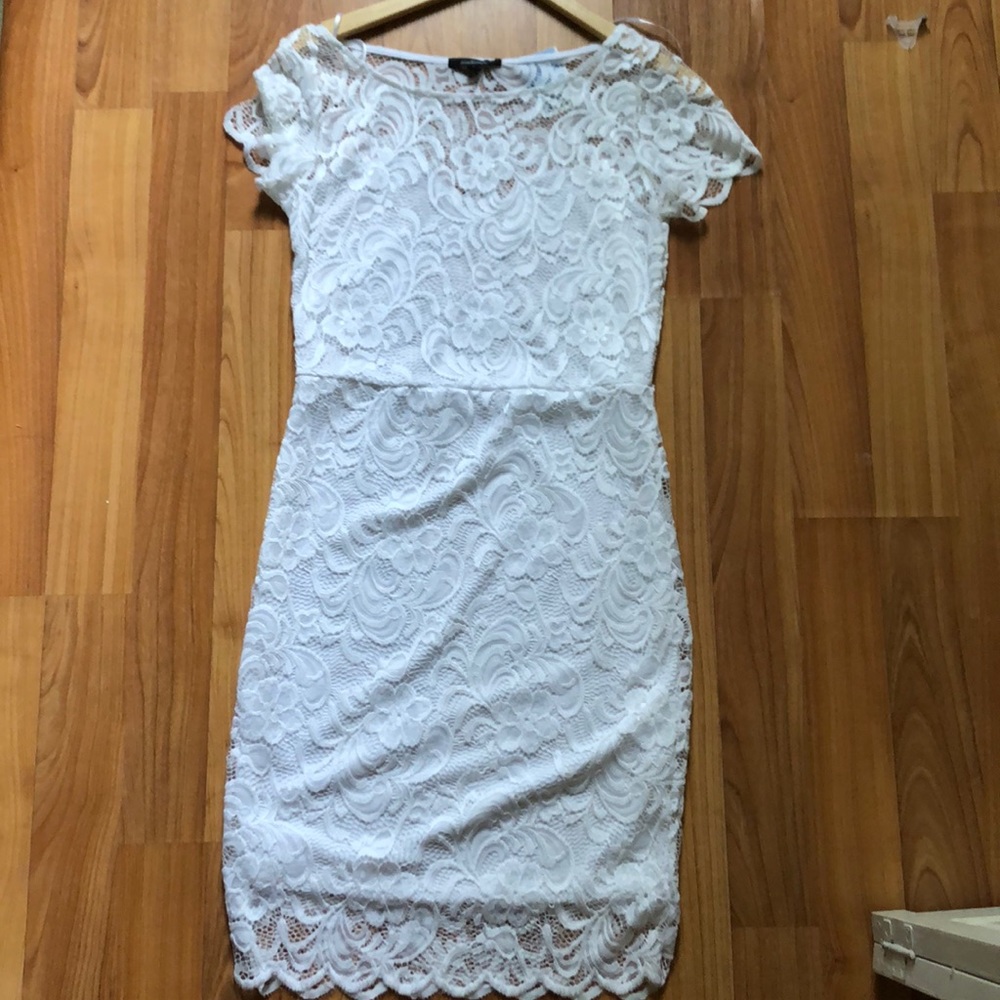 White dress. Never worn.